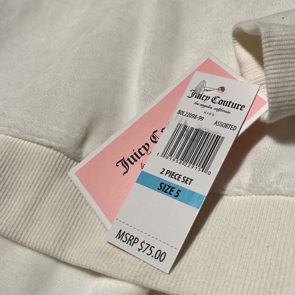 NWT Girls Juicy Couture Velour Cream and Gold Track Suit Sweat Suit Sz 5 - Picture 4 of 10